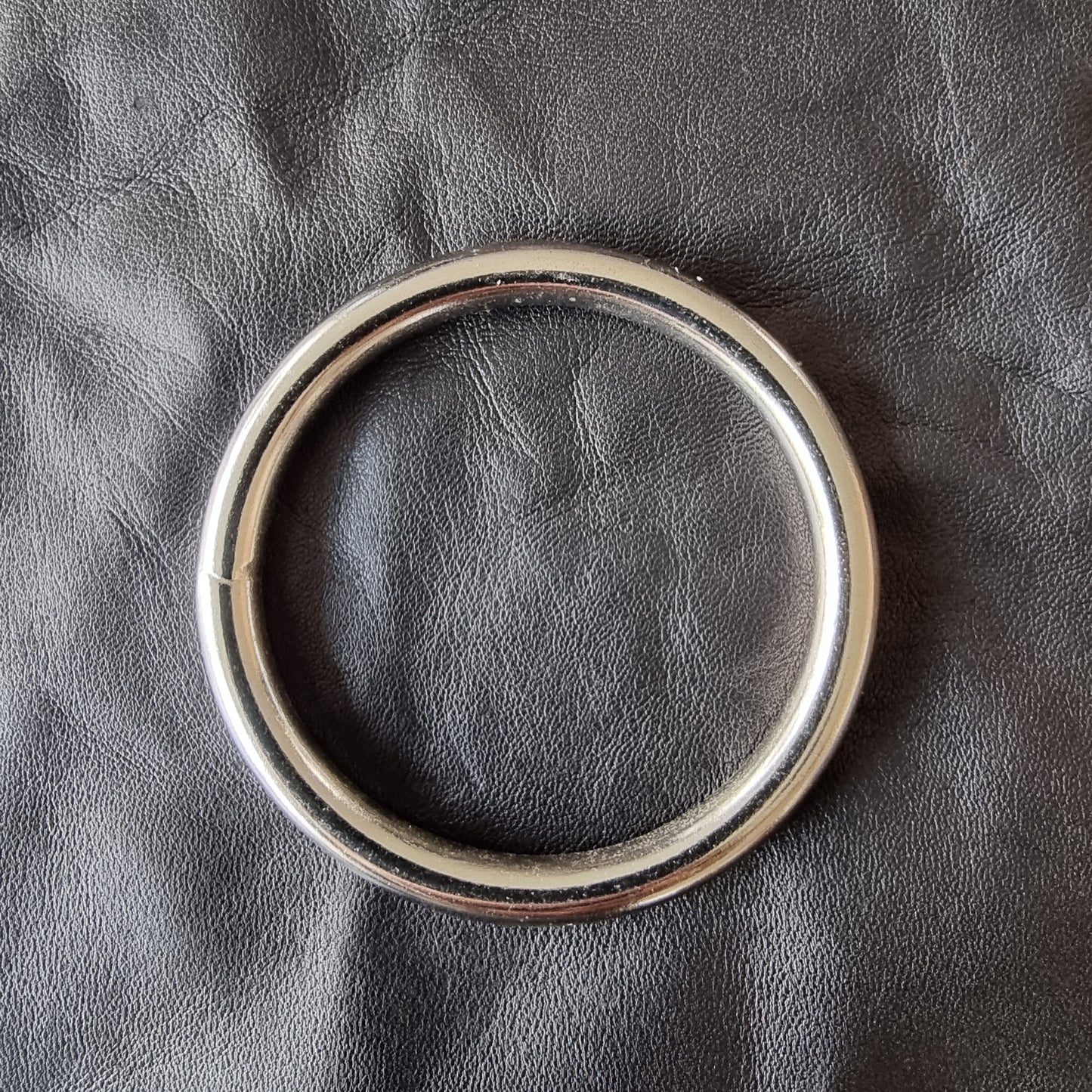 Men's Leather Lined Squeeze Thong with Integral Ring
