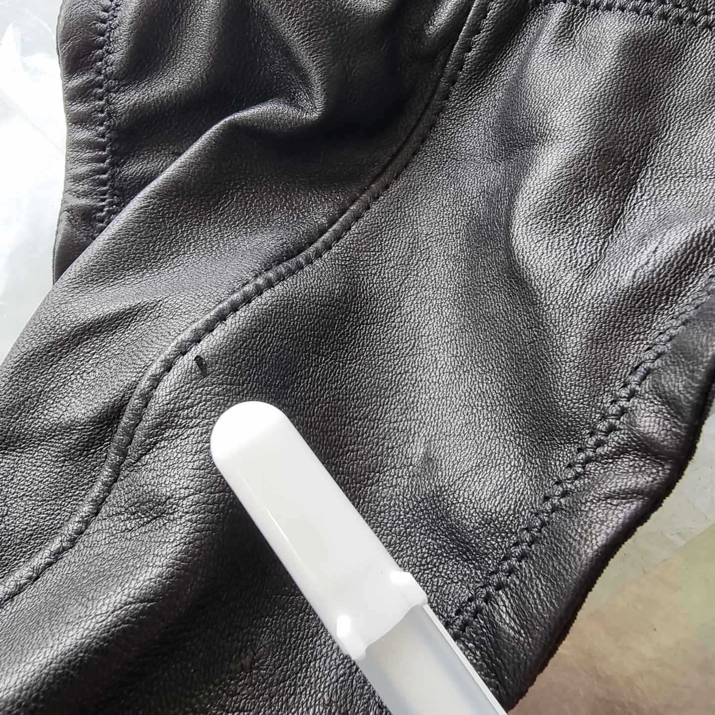 男性のUltralux Thong