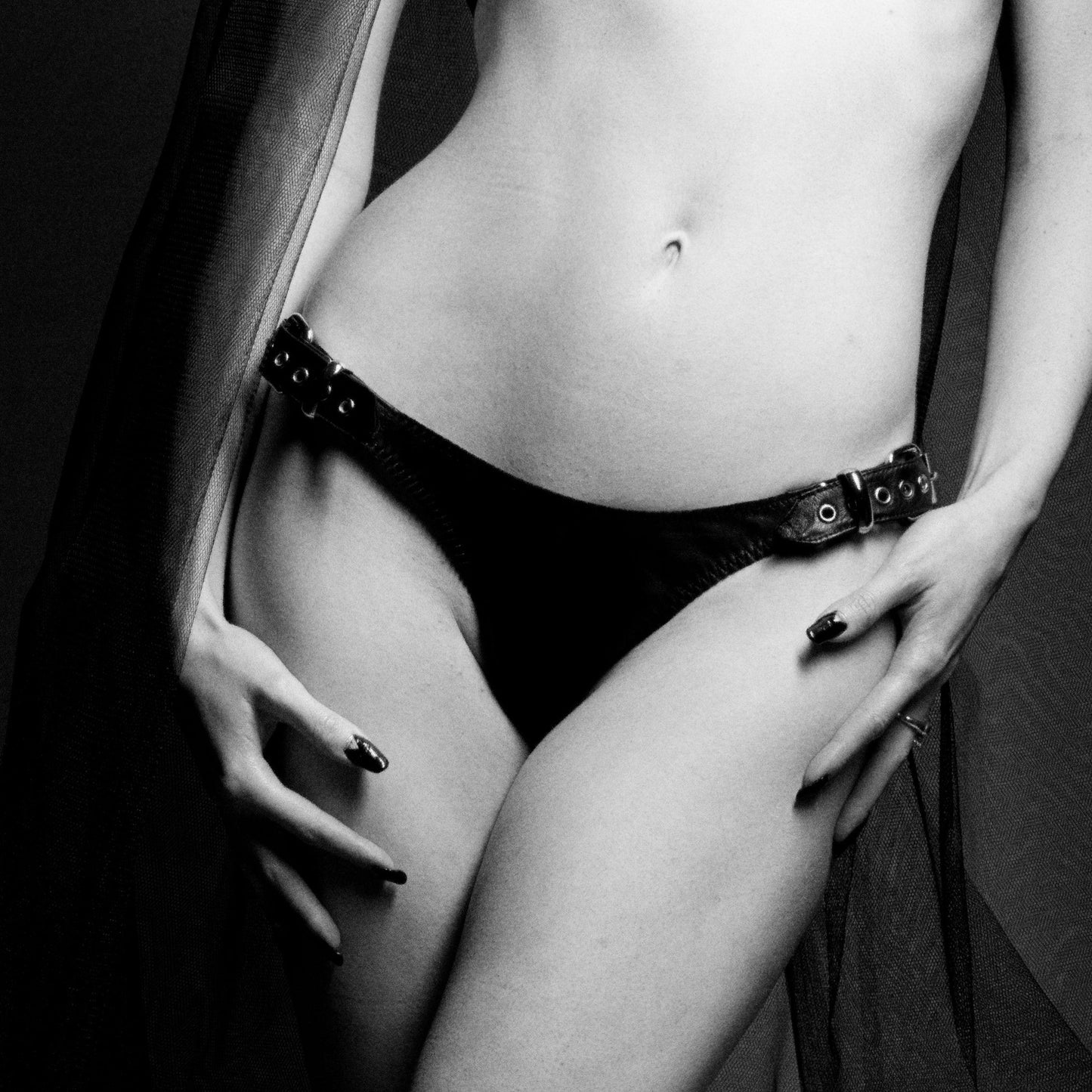 Women's Buckle Thong