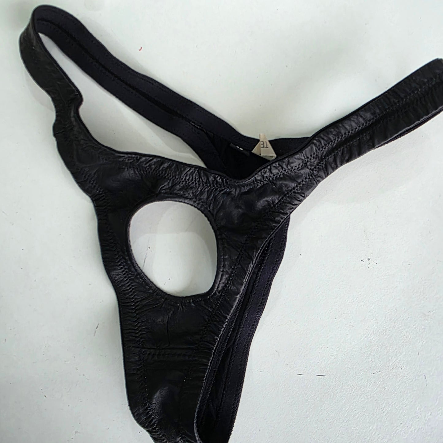 Men's Leather Lined Squeeze Thong Pristine size 30 black/olive 6cm