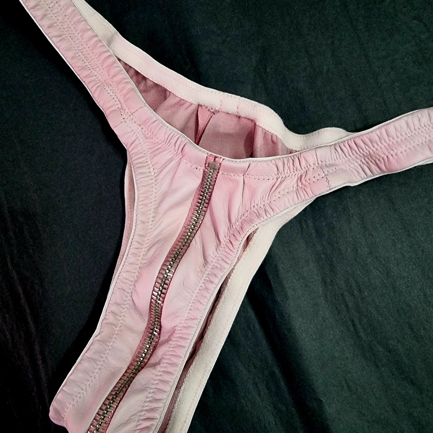 Zip Thong Pink Size 10