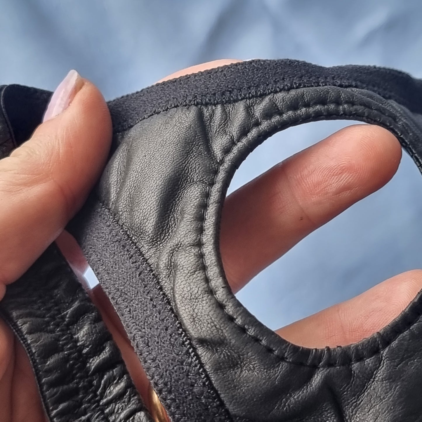 Men's Leather Lined Squeeze Thong
