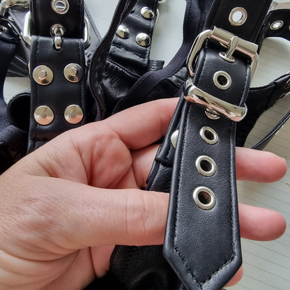 Women's Buckle Thong