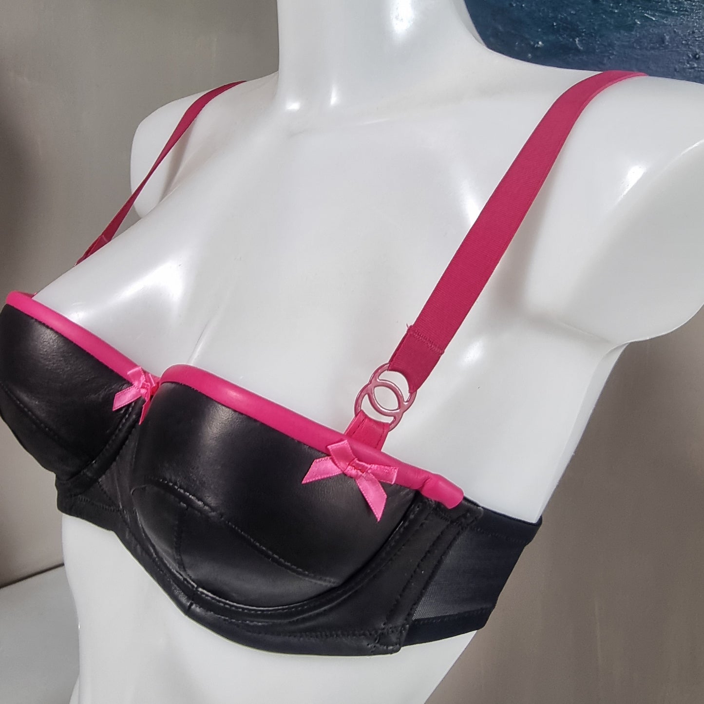 Leather balcony bra A-DD with straight top edge, underwired padded