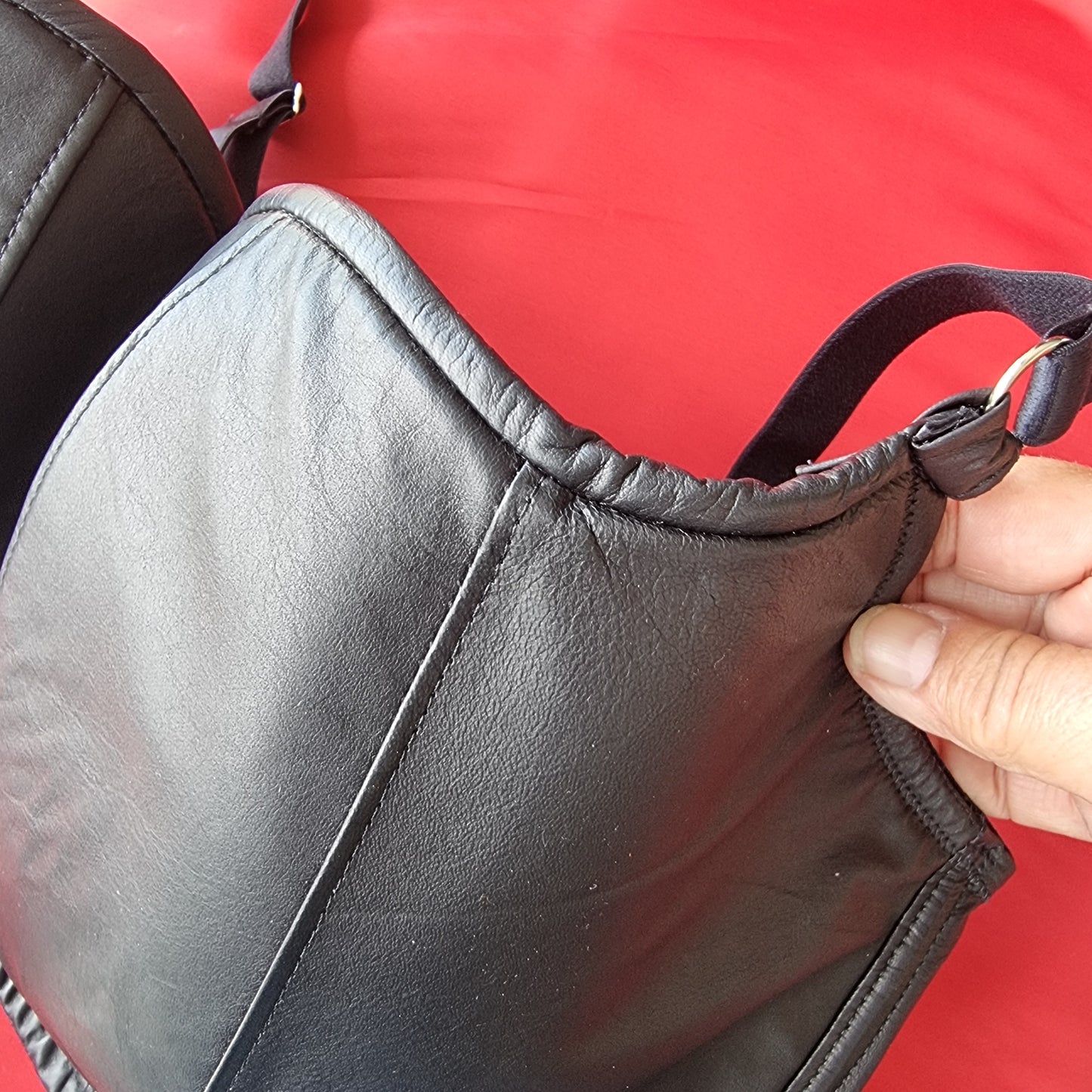 Leather balcony bra D-HH with curved top edge, wider straps

