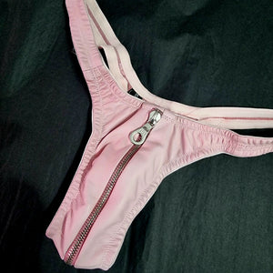 Zip Thong Pink Size 10 - Now 60% OFF!