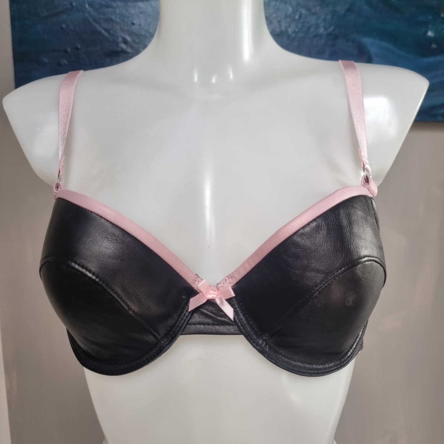 Black and Pink Leather T Shirt bra - 32D - NOW 60%