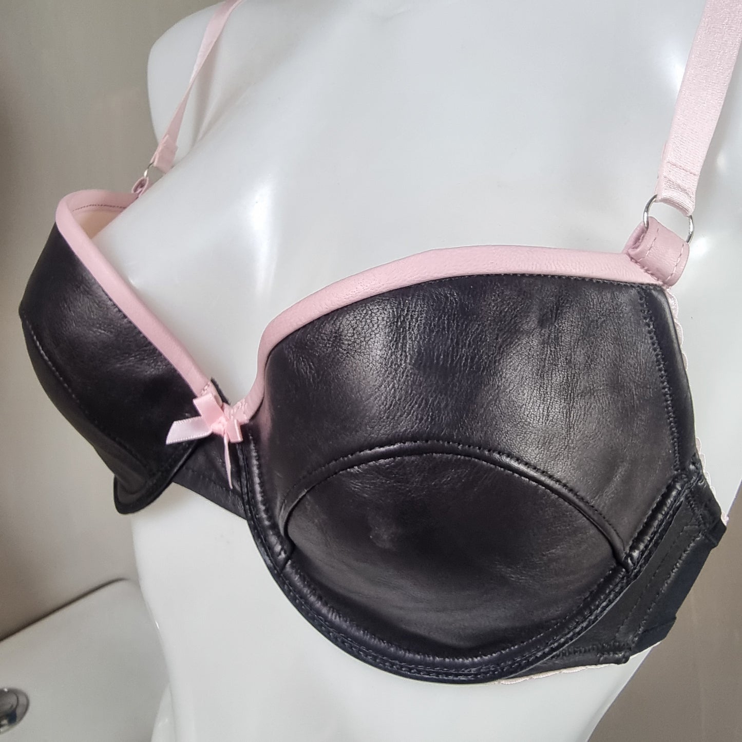 Black and Pink Leather T Shirt bra - 32D - NOW 60%