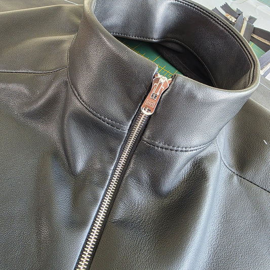 The Leather Turtle Neck Close-fit T-Shirt