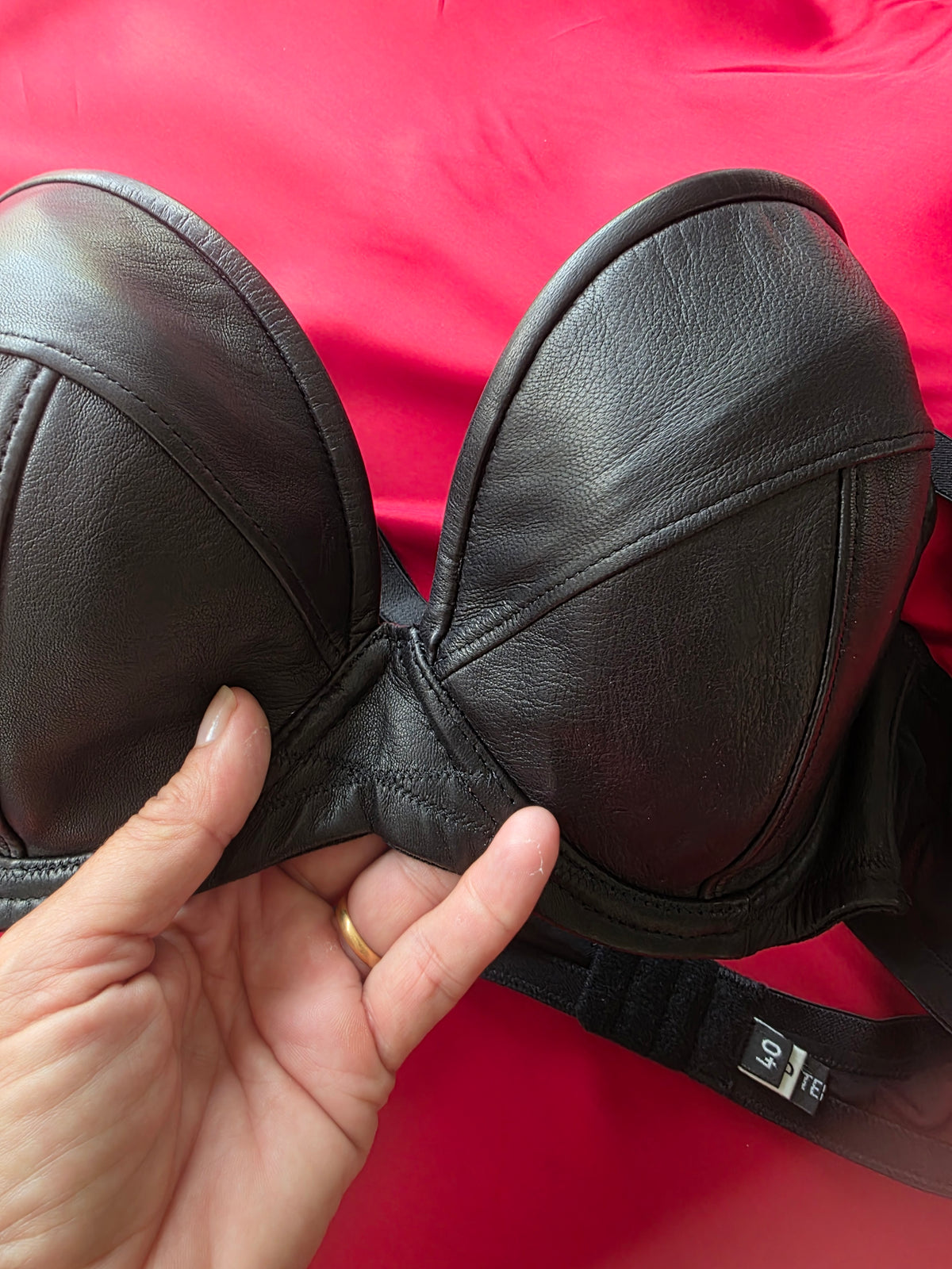 Black Padded Plunge Leather Bra - 40D