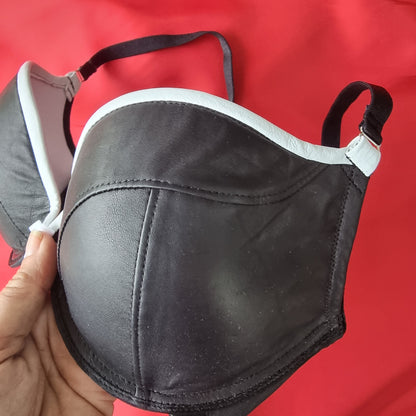 Black & White Padded Plunge Leather Bra - 32D (Pristine)