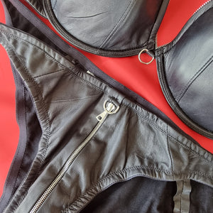 Zip Brief (with D rings) Black size 14 - was £125