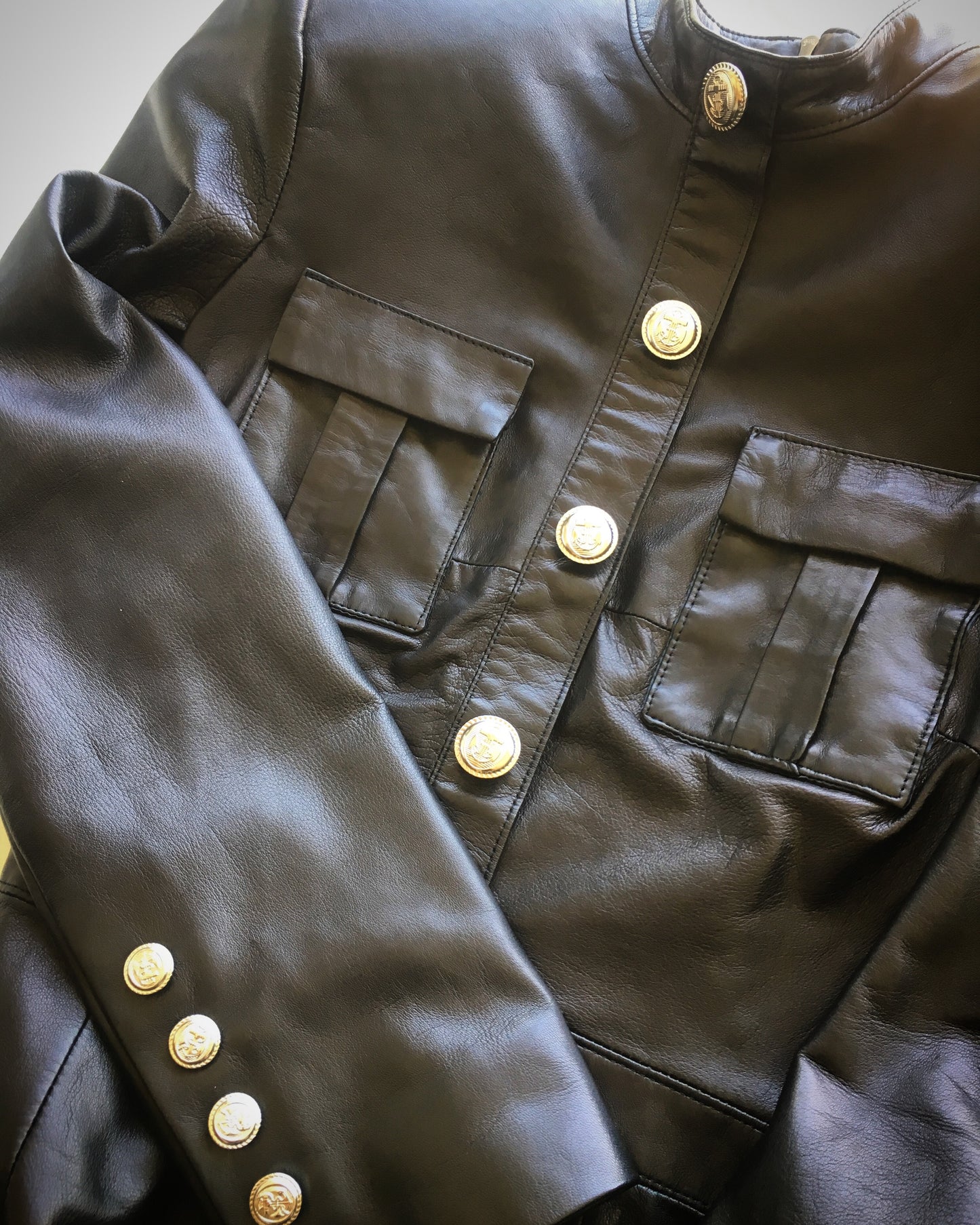Astrid vestido militar